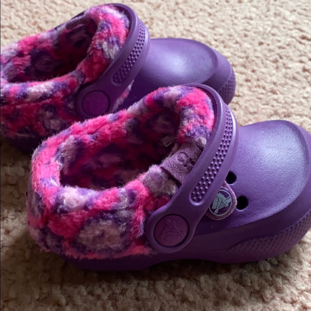 Toddler girl crocs slippers